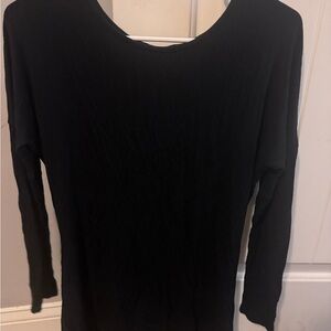 VENUS Classic Black Long Sleeve Top